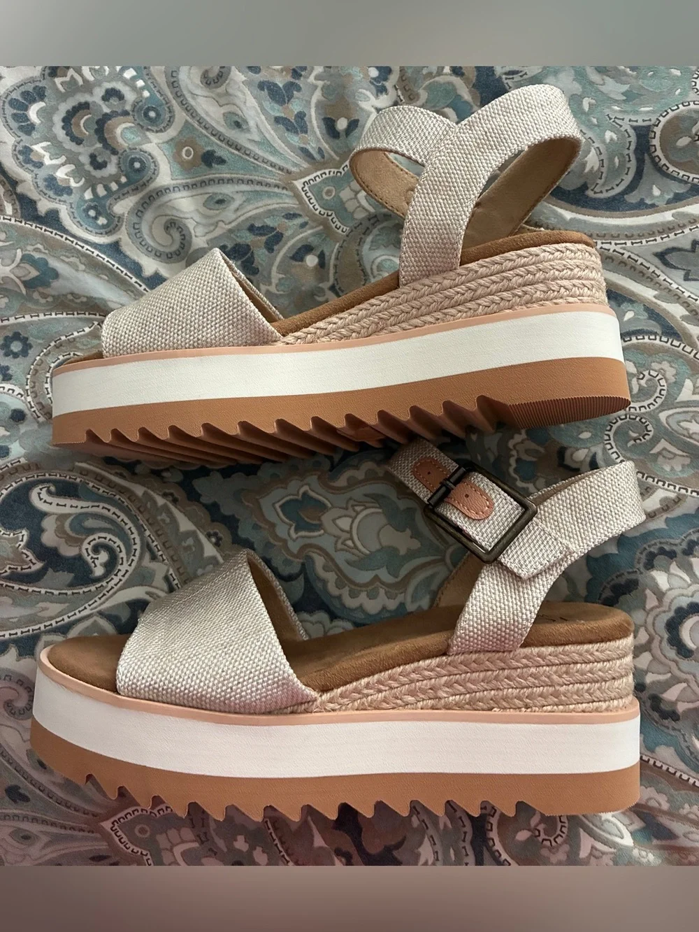 TOMS wide width Diana Platform Sandals 5W
